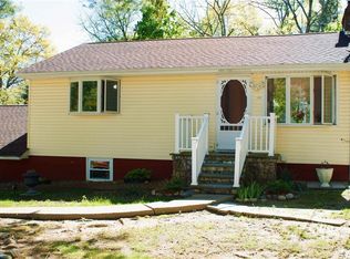 13 Baxter Rd, Elizaville, NY 12523
