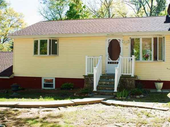 13 Baxter Road, Elizaville, NY 12523