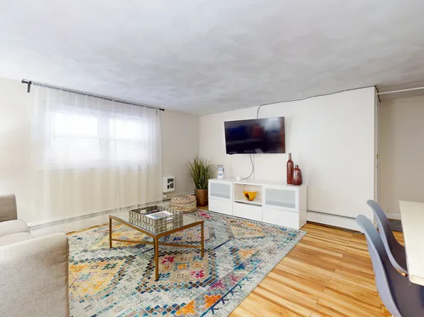 79 Chestnut St, Brookline, MA