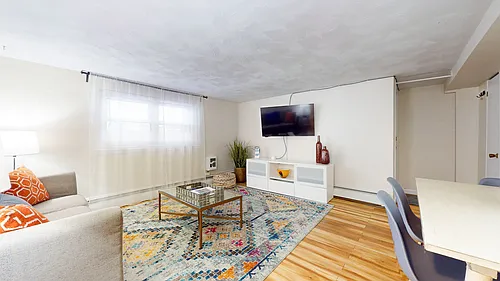 79 Chestnut St #1B Photo 1