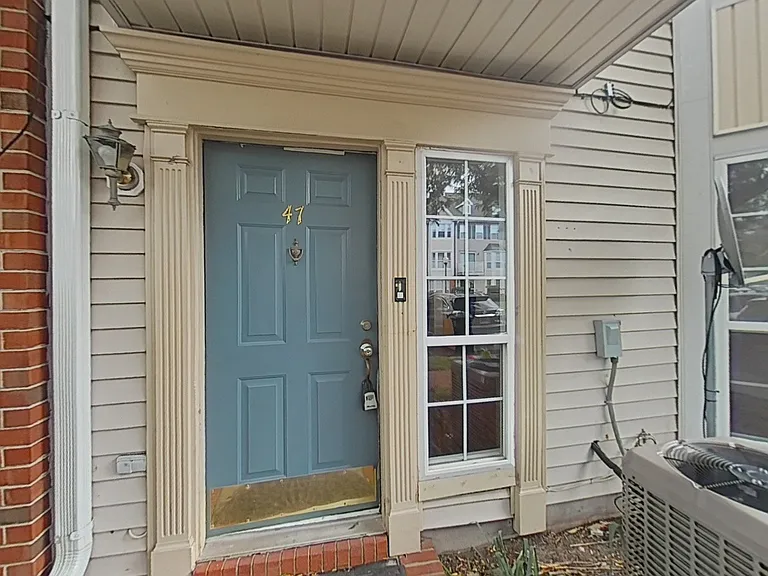 47 Dogwood St #1 — Photo 17