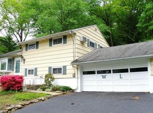 44 Warren Trl, Denville, NJ 07834