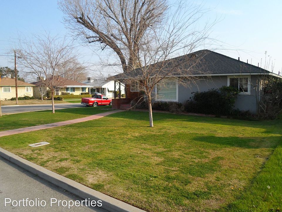 2nd image of 325 Circle Dr