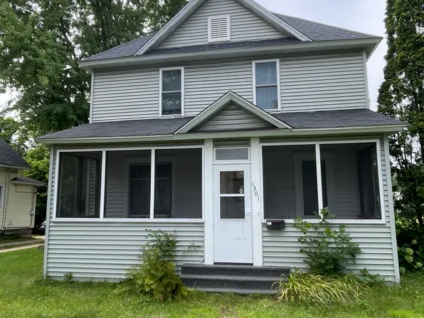 1301 9th St E, Menomonie, WI 54751