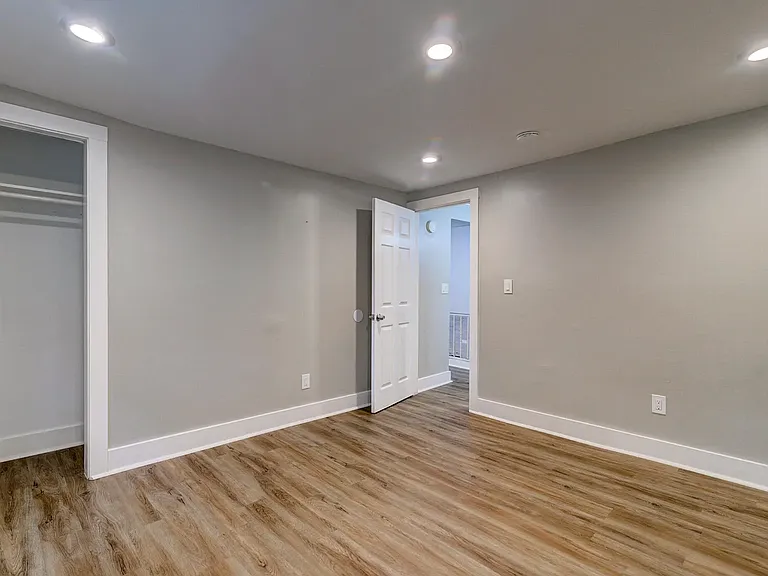 5134 Piedmont Ave — Photo 8