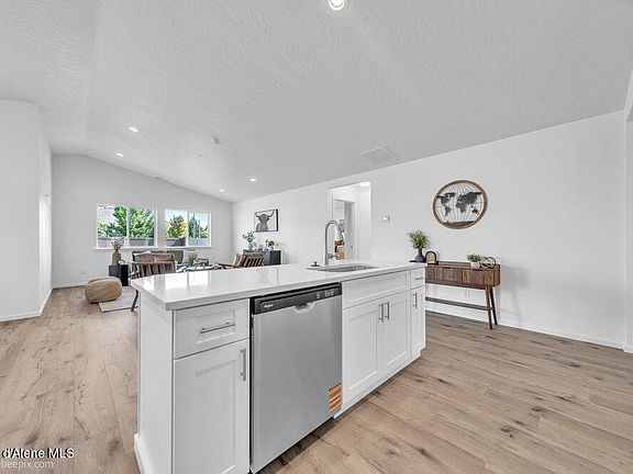 5th image of 4260 N Arrowleaf Loop