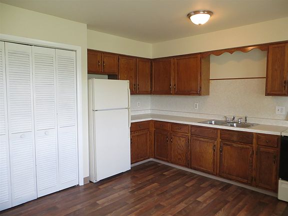 4th image of 1777 Central Ave APT 1