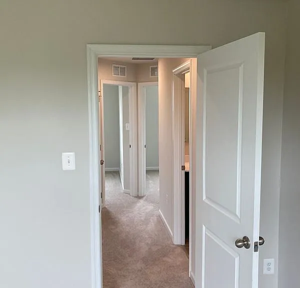 202 Red Bill Ln — Photo 4