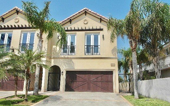 2nd image of 5609B Laguna Cir S