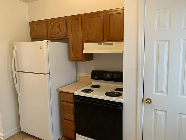 3570 Lovelaceville Rd — Photo 3