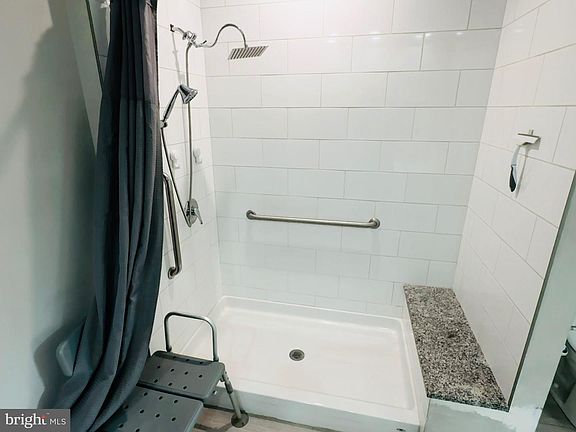5th image of 84 Sanibel Way