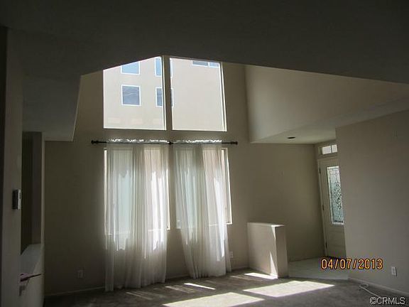 2nd image of 6383 Blossom Ln