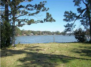 3600 Menendez Dr, Pensacola, FL 32503