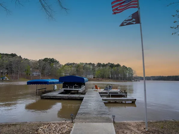 218 Long Island Drive, Eatonton, GA 31024