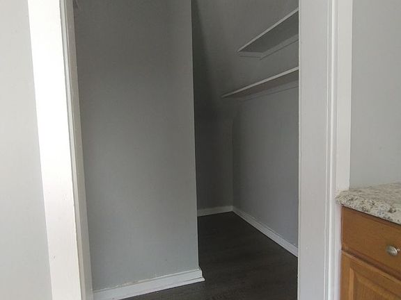 2nd image of 101-111 Blackmore St #107