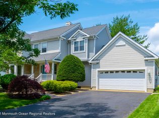 5 Cardinal Ct, Old Bridge, NJ 08857