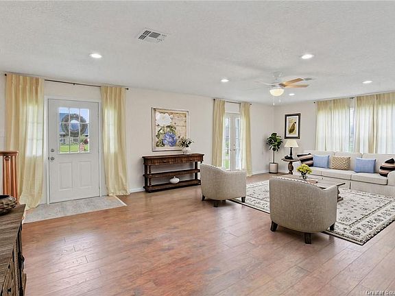 4th image of 1905 Deepwoods Dr