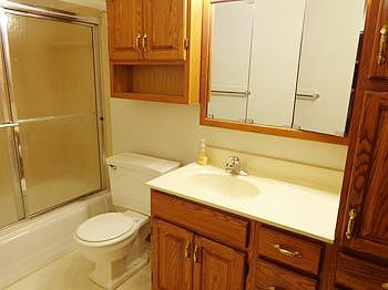 5th image of 2119 Bayliss St APT 23