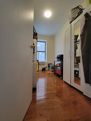 Rented by NOVELTY HOMES LLC | media 12