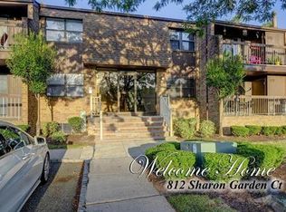 812 Sharon Ct, Woodbridge, NJ 07095