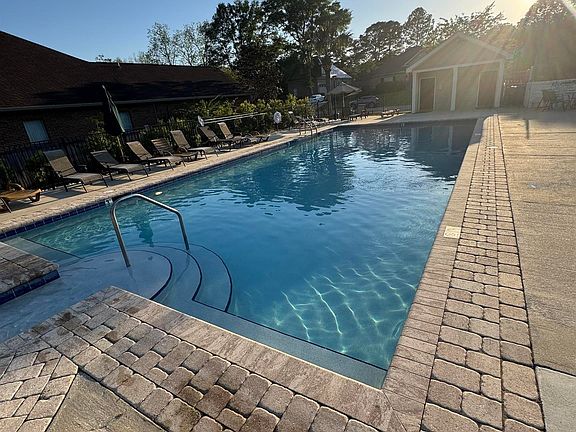 4th image of 31570 Buckingham Blvd