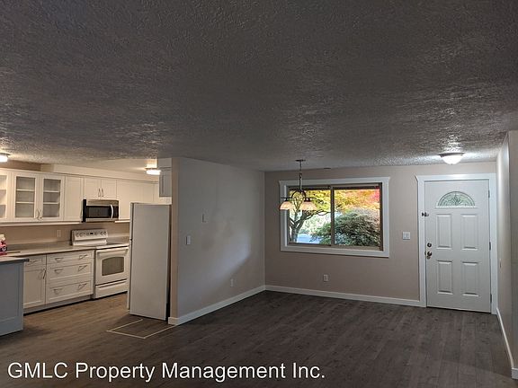 3rd image of 3515 NE 104th St