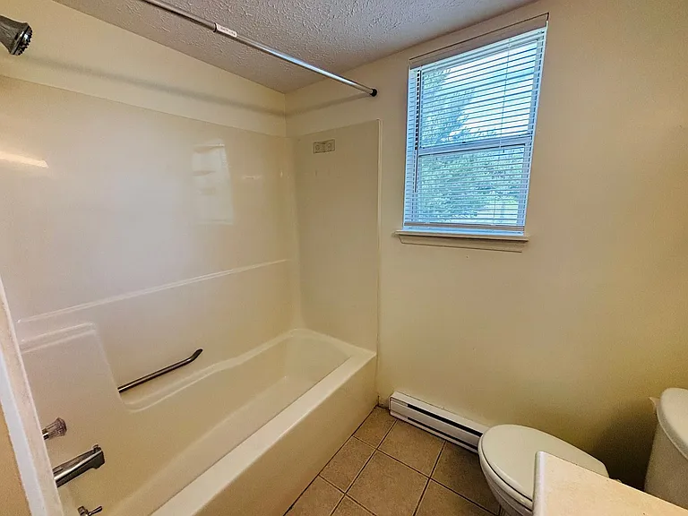 345 Wakeman Ct — Photo 13