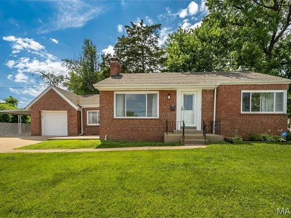 6300 Ashwell Dr, Saint Louis, MO 63123