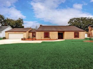 3932 Bayou Blvd, New Iberia, LA 70563