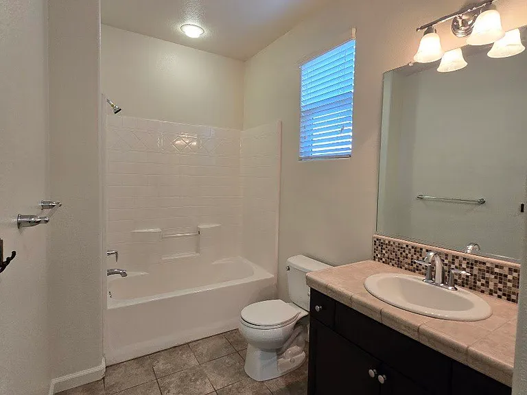 3246 Monterosa Ln — Photo 21
