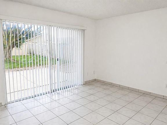 5th image of 1143 TIMBERBEND CIRCLE