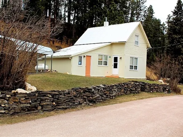 515 Pine Ave, Hill City, SD 57745