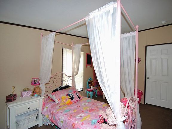 4th image of 44 Outland Dr