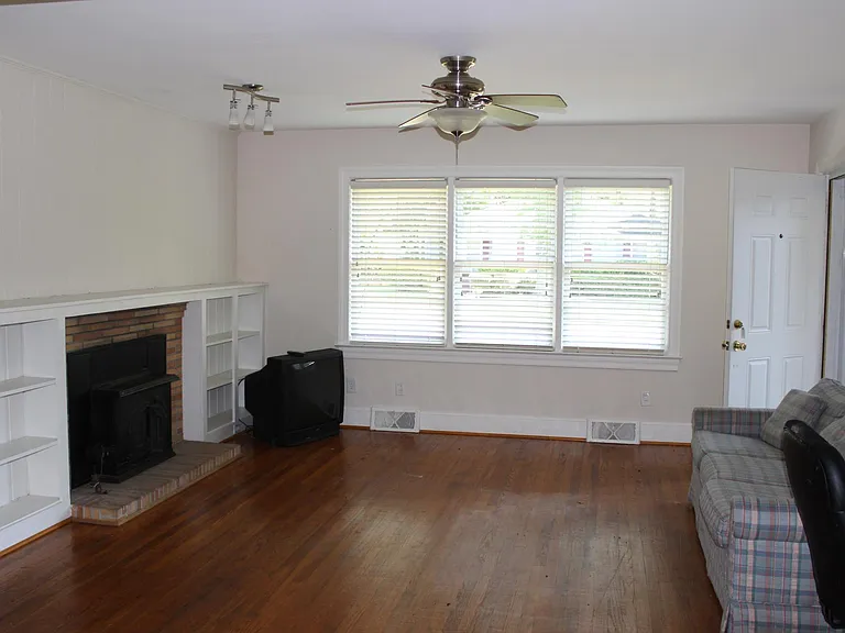 2311 Deal Pl — Photo 8