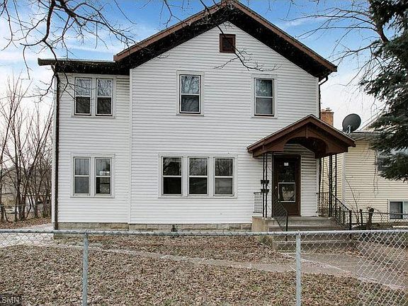 4th image of 264 Thomas Ave #2