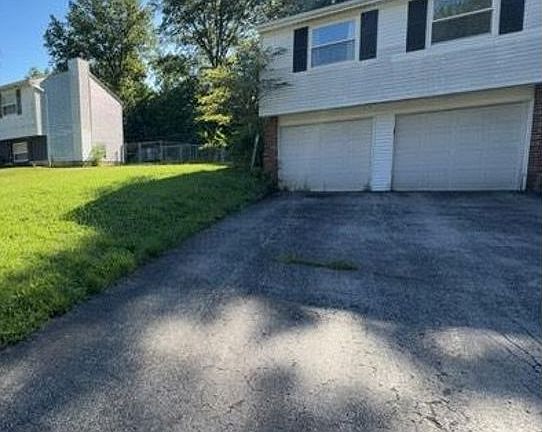 3rd image of 1453 W Shore Dr