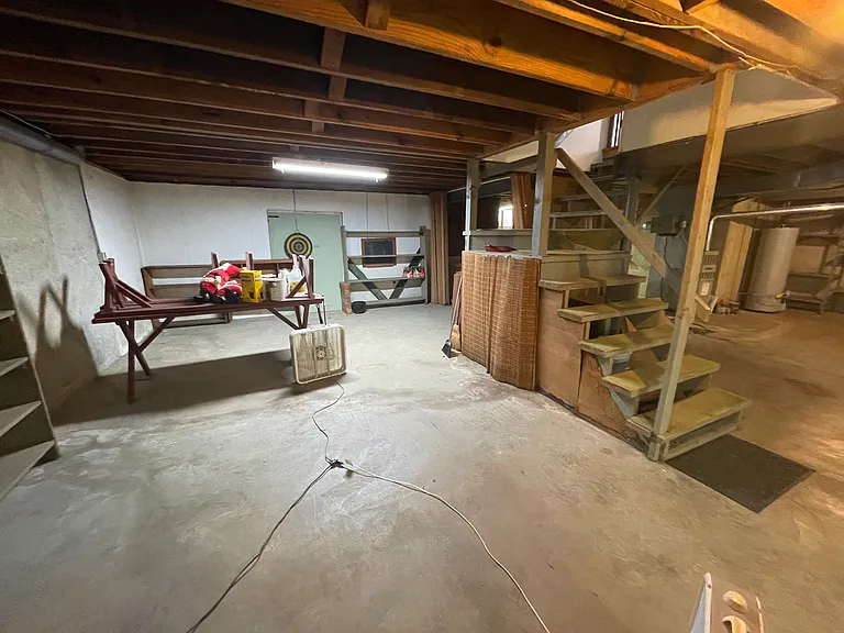 9549 Walmer St — Photo 31