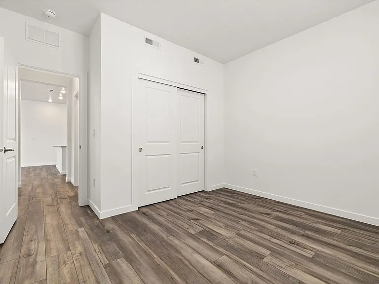 1845 N Black Cyprus Ave — Photo 12