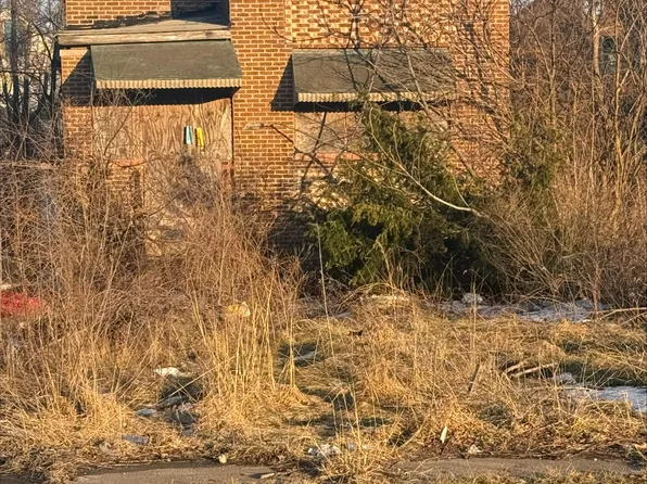 1979 Connecticut St, Gary, IN 46407