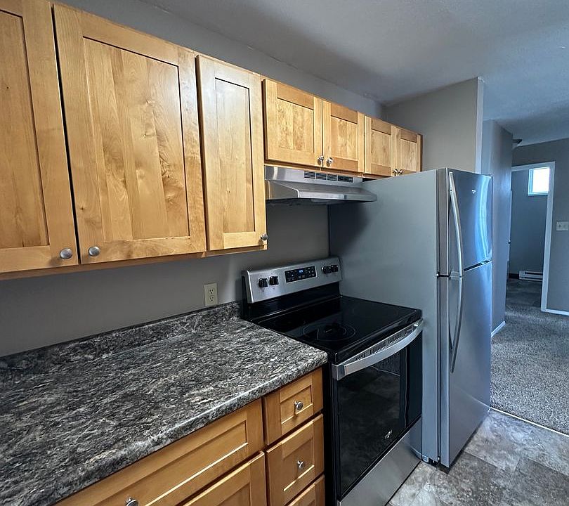 1st image of 160 Van Giesen St APT 301