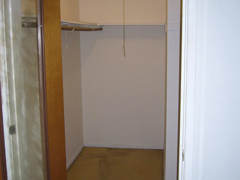 1301 S Finley Rd #307 — Photo 9