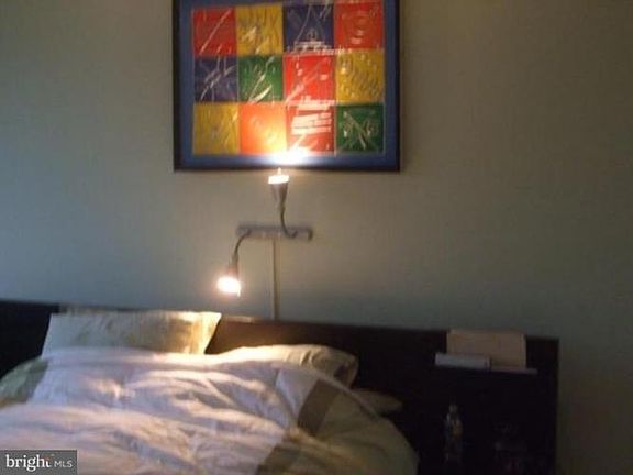 5th image of 2451 Midtown Ave #201