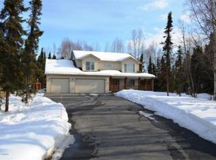 2848 Beluga Bay Cir, Anchorage, AK 99507