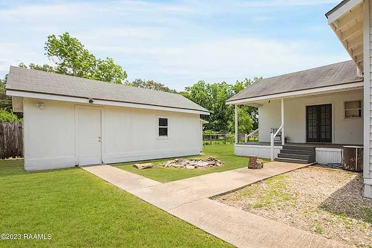 105 Southfork Dr — Photo 9