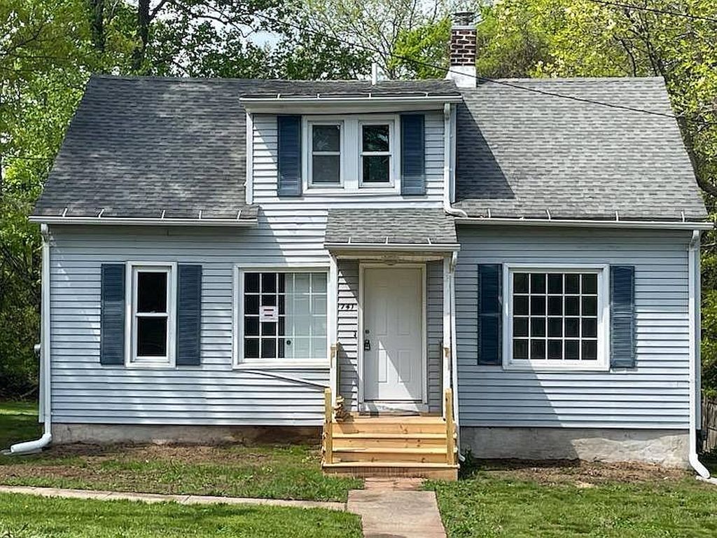 741 Norton Rd - Property Image