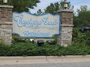 3329 N Casaloma Dr APT 28, Appleton, WI 54913