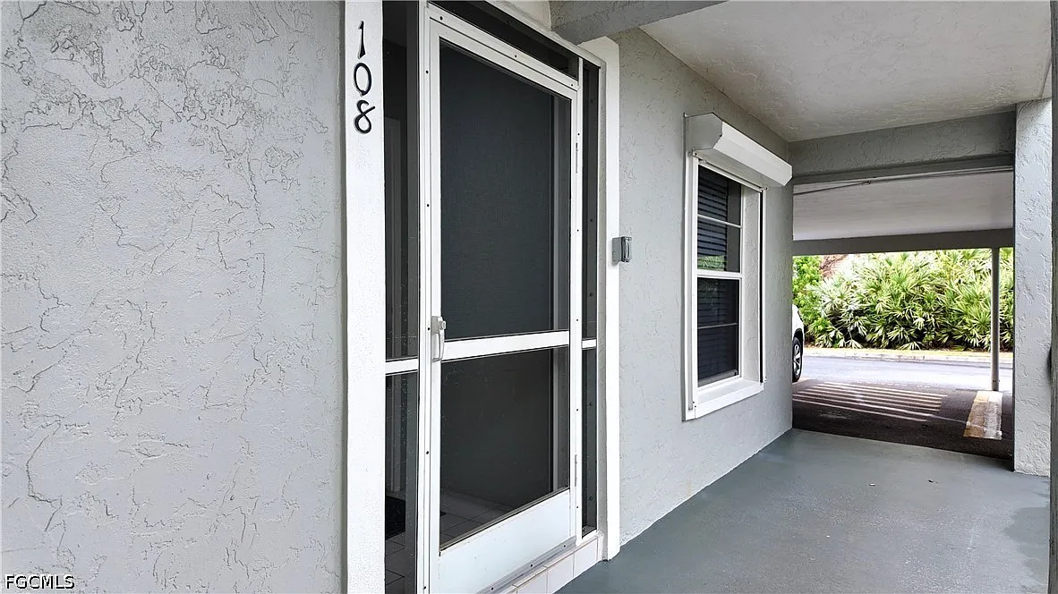 Building Photo - 509 Roma Ct #108