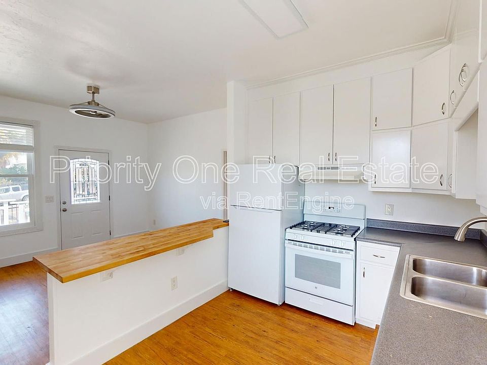 1st image of 1931 J St APT 1