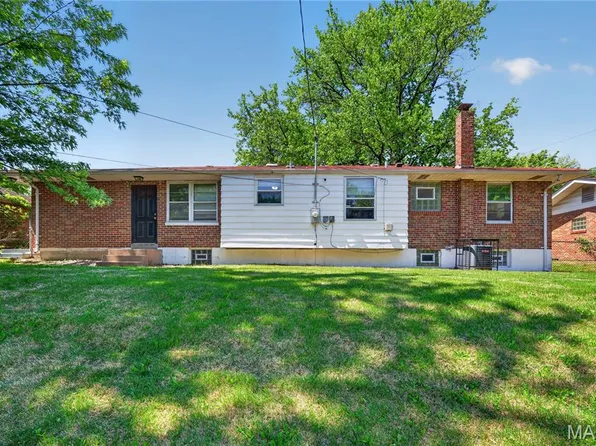 9922 Norwich Dr, Saint Louis, MO 63137