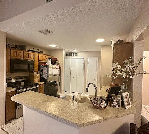 5th image of 2148 Sunstone Dr